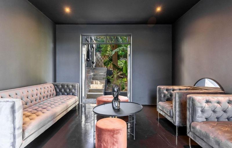 6 Bedroom Property for Sale in Hout Bay Western Cape